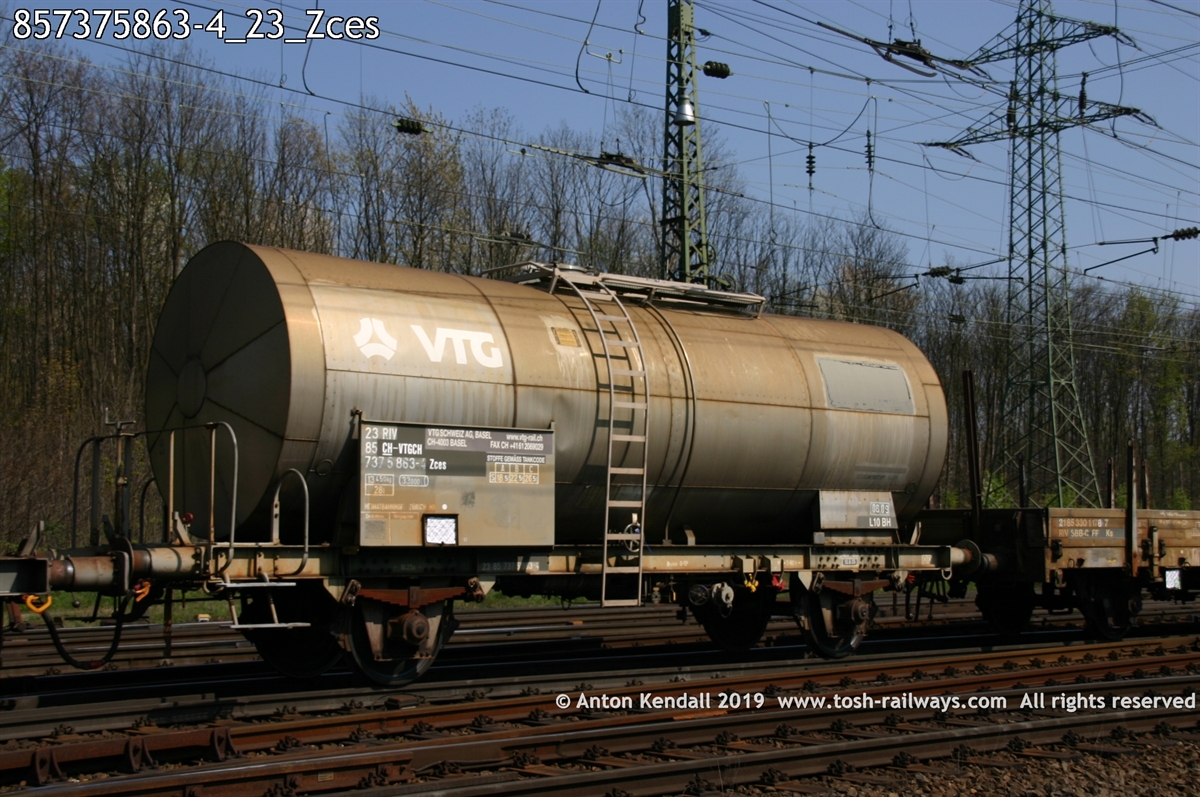 857375863-4_23_Zces.jpg